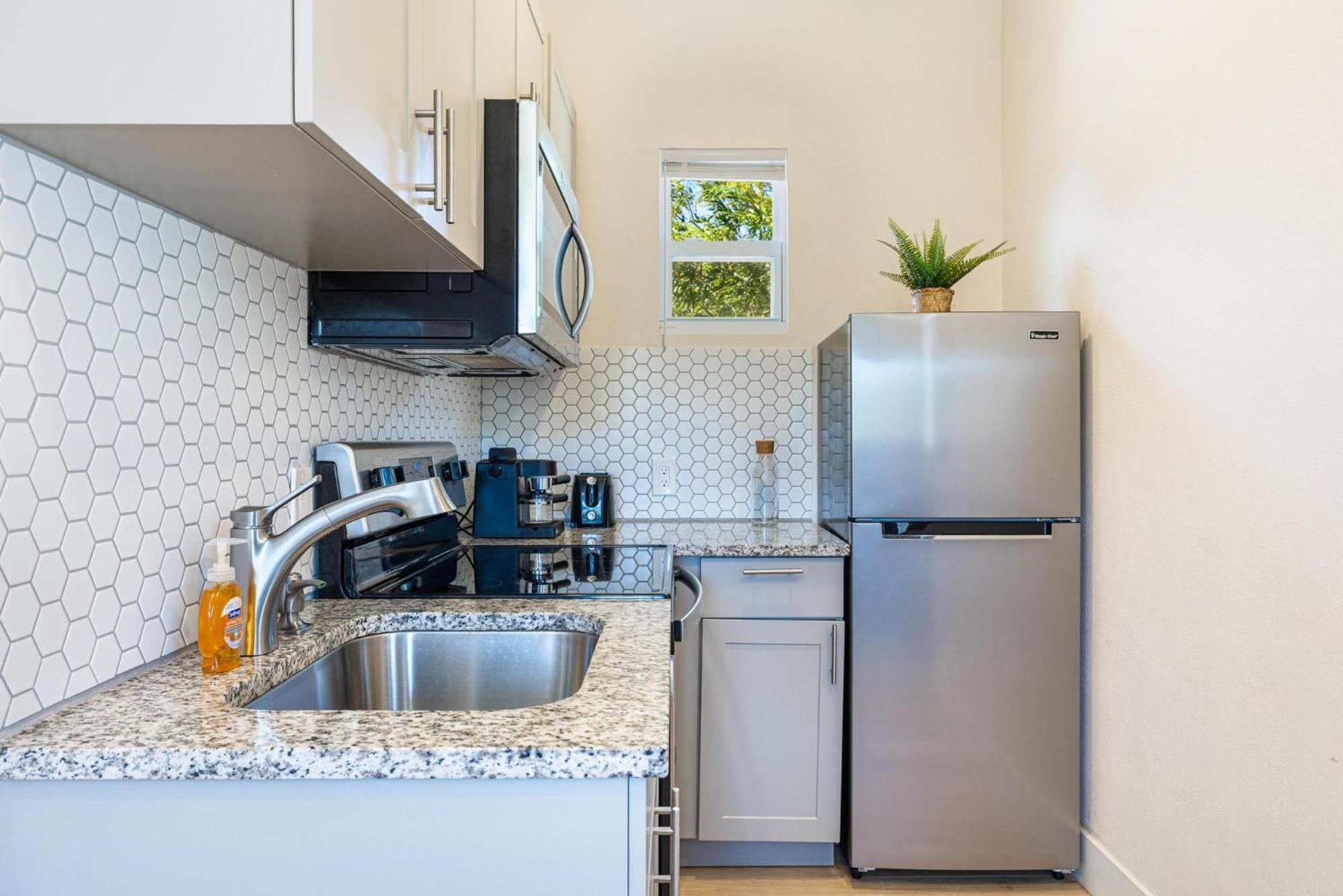 Peaceful Urban Escape Close To Las Olas & Beach Fort Lauderdale Eksteriør bilde